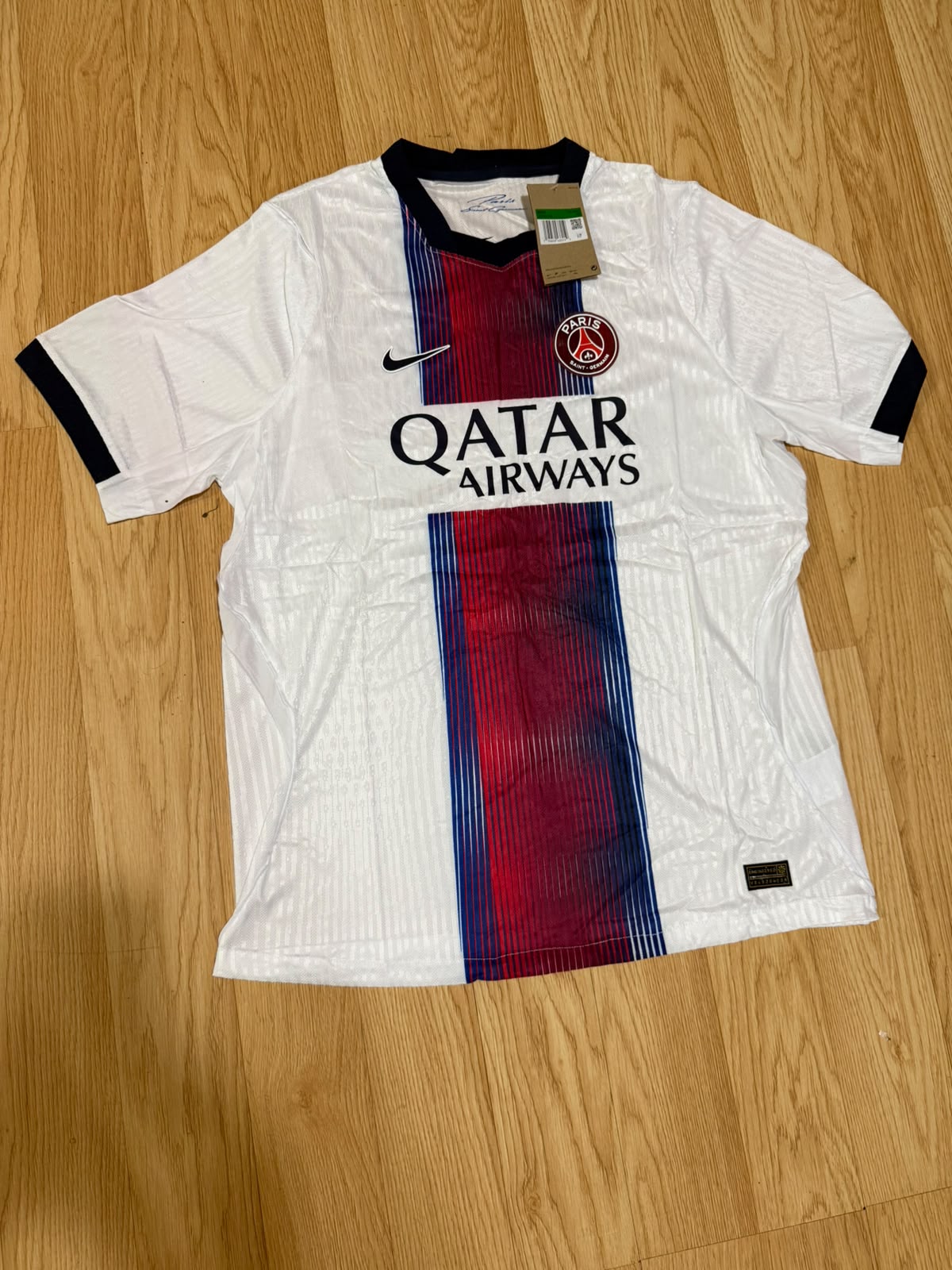 PARIS SAINT-GERMAIN (ALTERNATIVA) 24/25